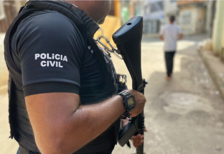 A operação conjunta visa o combate a grupos criminosos responsáveis pelo tráfico de drogas e crimes contra a vida na região - Foto:  Ascom/PC/Divulgação